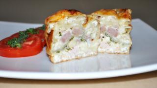 Запеканка из лаваша с ветчиной и сыром