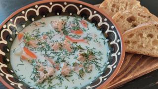 Уха по-фински со сливками. Белая уха Лохикейтто 