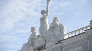 За кулисами театра оперы и балета